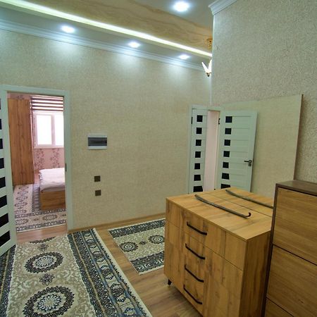 Family 3-Room Apartment Душанбе Экстерьер фото